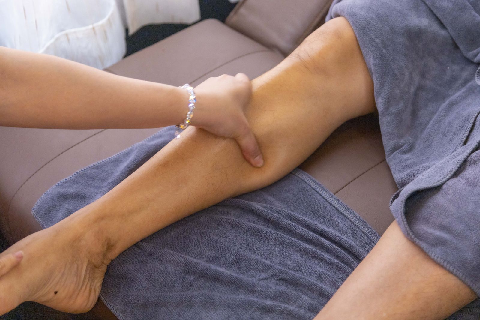 Massage chân tại Bamboo Spa